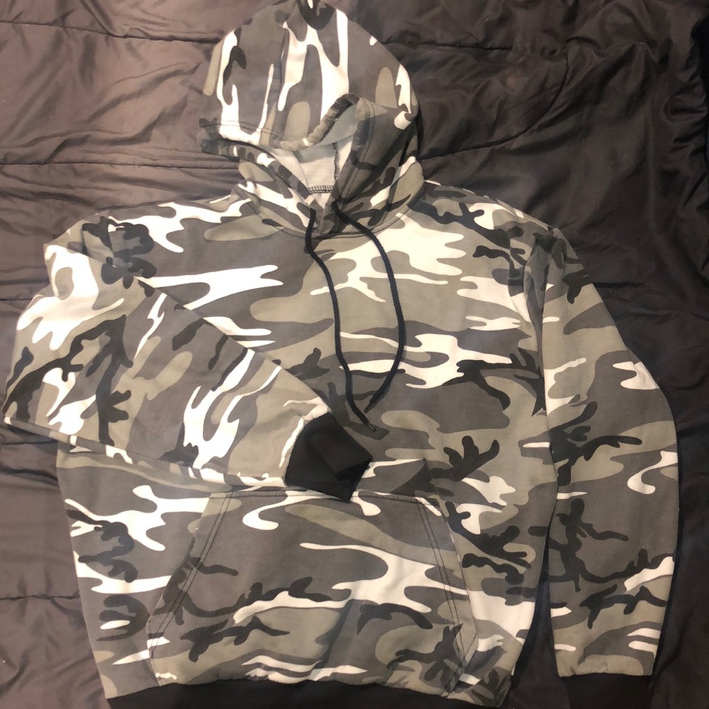 Urban Outfitters Rothco Camo Hoodie